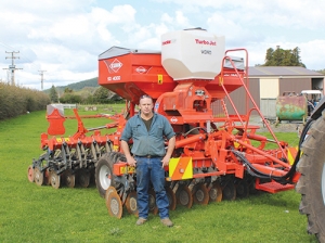 Paul Hunter says his new Kuhn drill’s calibration is simple and extremely accurate.