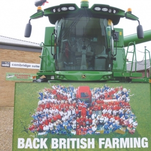 UK farmers plug pollies for ag-friendly policies