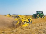 A 691hp John Deere 9RX 640 tracked machine mated to an 18.4m Bednar Swifterdisc XE 18400 Mega disc cultivator set a new world record by cultivating 770ha in 24 hours.