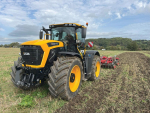 JCB has released its new Fastrac 6000 Series.
