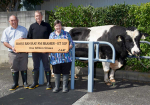 Ray and Sandra Hocking with Simon Worth from LIC (centre).