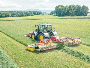 Pottinger&#039;s new Novacat V 10000 mower.