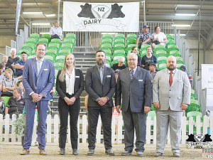 This year’s judges brought a gratifying international energy to the show. They included (L-R): Nico Bons (Holland), Kate Cummings (Southland), Jamie Taylor (Taranaki), Brian Behnke (USA), Simon Tognola (Australia). Photo Credit: Evie Tomlinson