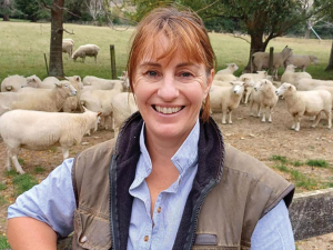 Mary Bowron Named Best Sheep and Beef Vet of the Year