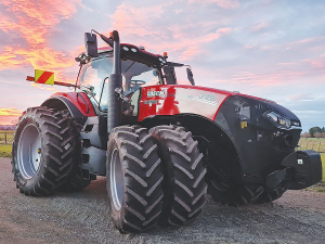 Gisborne-based maize corn and squash grower H Pak Ltd has taken delivery of New Zealand’s first Case IH AFS Connect Magnum 340.