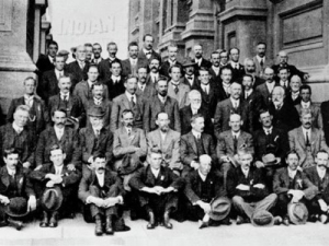 A 1916 photo of New Zealand Horticulture leaders.