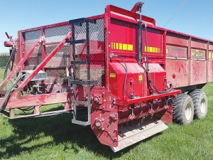 Robertson Farm Machinery is offering a beet chopping attachment for its EX and Mega range of wagons.