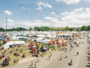 The event allows plenty of room for exhibitors and visitors to wander around freely.