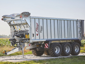 Fliegl is a family-owned company, offering a range of transport solutions including trailers, muck spreaders and slurry tankers.