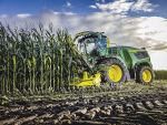 At the top of the range, the F9 900 and F 1000 are powered by a Liebherr 24.2 L V12, delivering 890hp and 1020hp respectively.