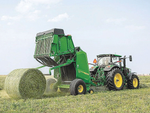 All models are equipped with advanced ISOBUS capabilities, allowing them to be fully integrated into the John Deere Operations Centre.