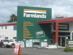 Seven candidates are vying for two director positions on Farmlands' board.