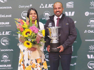 Ruwan Wijayasena with wife Deepthi.