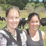 Massey University’s Rebecca Hickson (left) and vet student Amanda Donald.