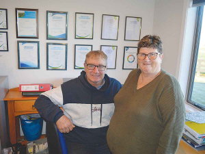 Farmers Graham and Glenys Bell have supplied top quality milk to Fonterra for 10 straight seasons.