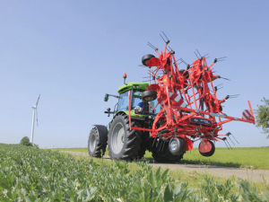 Kuhn’s new tedder.