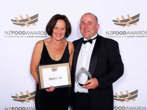 2016 Supreme Award winners Suze and Richard Redmayne from Coastal Spring Lamb.