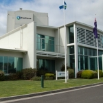 Co-op backs away from new HQ