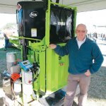 Easy-move wool press