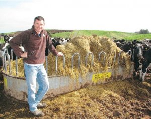 Huge grazing farm cuts feed waste