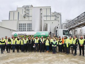 Staff at the official opening of the Mataura Valley Milk plant.