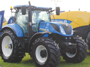New Holland’s new Tier 3 long-wheelbase configuration is aimed at users looking for a reliable, no-fuss workhorse.