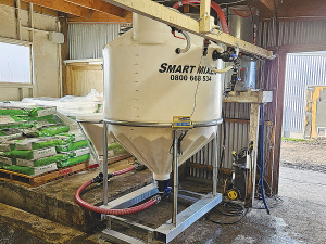 The Smart Mixer stationary mixing tank offers an easier and more efficient way to mix calf milk powder.