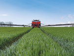 The spreader makes it possible to precisely deliver the right dose of fertiliser in the right place.