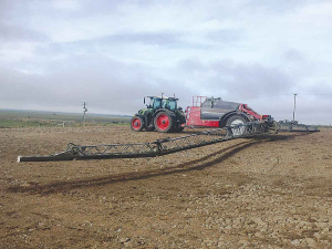 The Turley’s trailed Horsch Leeb GS sprayer with 6,000-litre capacity and 36m booms in action.