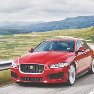Jaguar XE