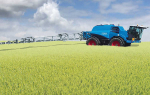 The new Nova range offers tank volumes of 4800 or 7200L and working widths from 24 to 39m.