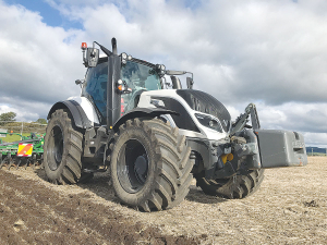 Valtra is continuing it&#039;s expansion into Australia and New Zealand with the release of two new tractor series.