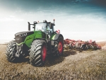 Fendt believes its 400-500hp models will supply demand that until now has been dominated by gigantic track layers.