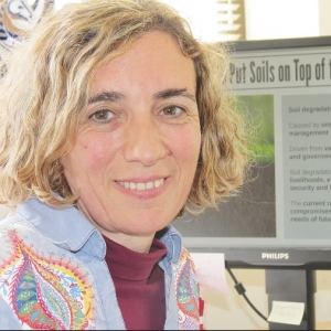 Soil scientist Marta Camps.