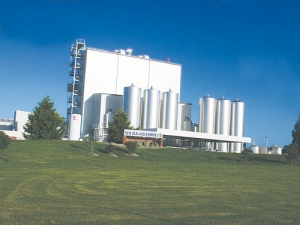 Former suppliers of NZDL took Fonterra to court over milk supply contracts.