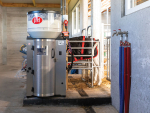Lely Calm prepares milk at the right temperature and allows calves to drink little and often throughout the day.