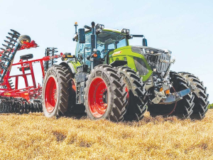 New tractor sales in Australia look to be on track to hit the 14,000 mark for the year.
