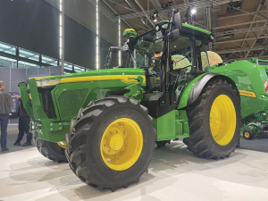 John Deere’s E-Power 130hp electric tractor prototype.