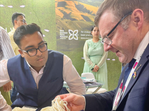 Mark Patterson Promotes NZ Wool at India's Bharat Textile Expo