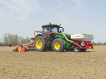 Pöttinger has expanded its range of Aerosem pneumatic seed drills, with the addition of 4 metre and 5 metre folding version units with a front hopper.