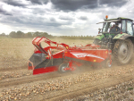 GRIMME’s has recently released a new series of mounted WV vegetable windrowers.