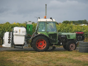 An Ag03 machine which fits onto a sprayer.