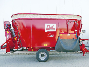 BVL mixer wagon.