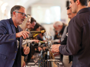 Brent Linn at the Hawke’s Bay Wine Auction. Photo Credit: Florence Charvin