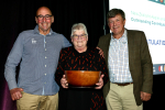 Apple sector veteran honoured for 'extraordinary contribution'