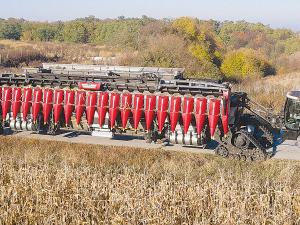 Nexat a 270-degree rotating cab allows the unit to be driven manually between jobs and a prime position for monitoring in the paddock.