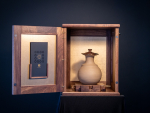 The limited-edition Eternal Gold vessel collection, produced by manuka honey brand Naki, is being unveiled at the New Zealand Liberation Museum – Te Arawhata in Le Quesnoy, northern France.