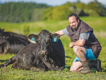 Richard McIntyre, Federated Farmers board memnber, says politicians will face tough questions if they don’t hold an inquiry into rural bank lending.
