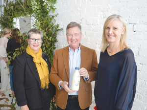 Peter Cullinane, Lewis Road Creamery flanked by Alison Gibb, Jersey NZ and Justine Kidd, Theland at the milk launch.