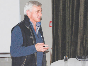 Retiring Federated Farmers president Dr William Rolleston addresses the conference of the South Island high country group at Hanmer Springs. 